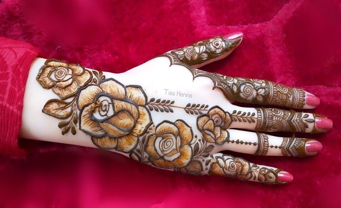 royal front hand mehndi design